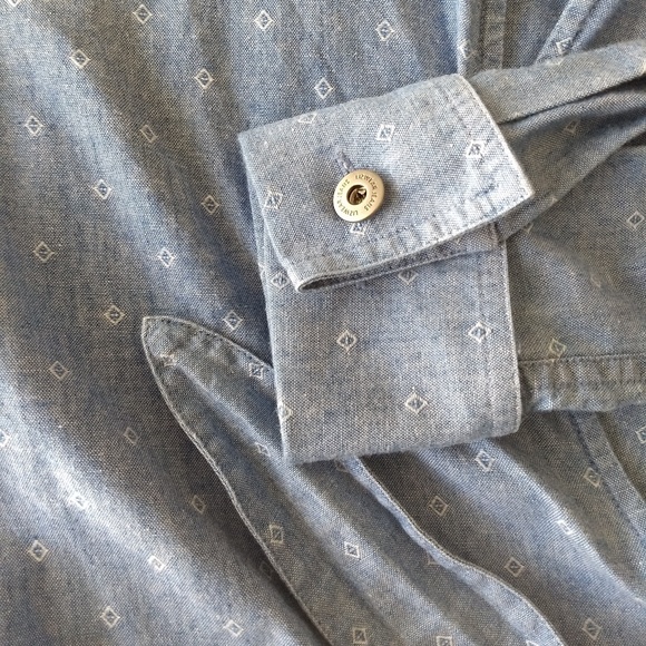 Chambray Wrap Top - Picture 7 of 8